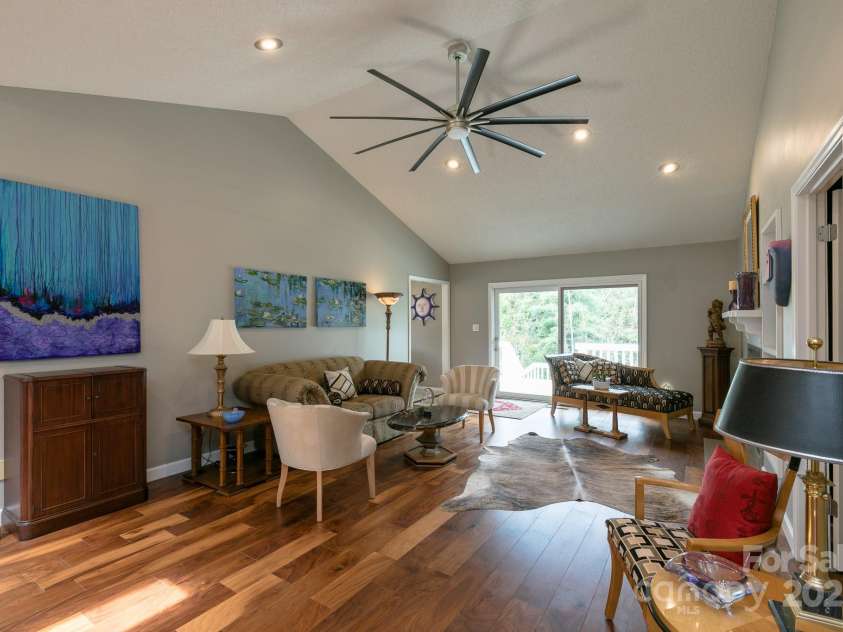 85 Hillcrest Drive, Weaverville, NC 28787.  MLS# CAR4295950, YatesRealty ID 5772. Main level living room