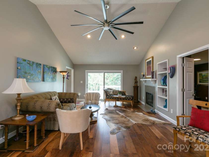 85 Hillcrest Drive, Weaverville, NC 28787.  MLS# CAR4295950, YatesRealty ID 5772. Main level living room