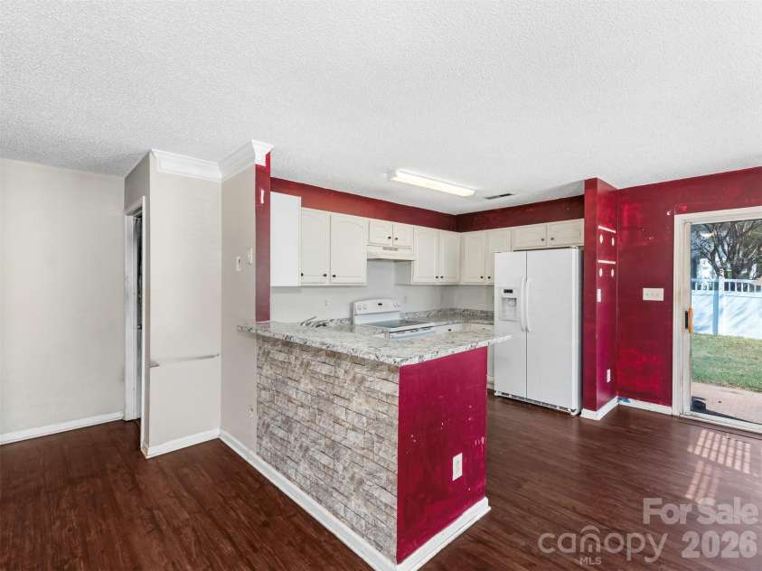 343 Amir Circle, Matthews, NC 28105.  MLS# CAR4435994, YatesRealty ID 57720. 
