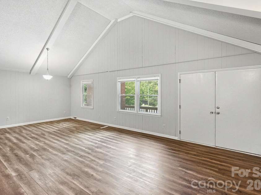 6205 Ferncliff Drive, Concord, NC 28027.  MLS# CAR4435290, YatesRealty ID 57721. 