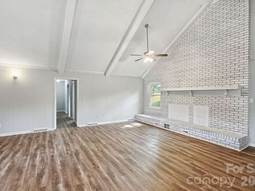 6205 Ferncliff Drive, Concord, NC 28027.  MLS# CAR4435290, YatesRealty ID 57721. 