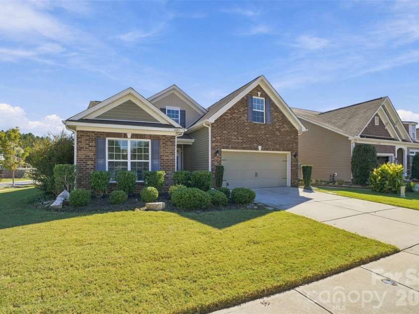 2001 Blackberry Lane, Lancaster, SC 29720.  MLS# CAR4436400, YatesRealty ID 57724. 