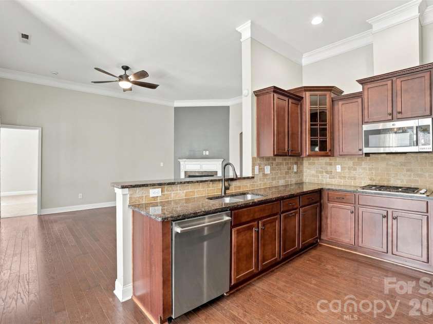 2001 Blackberry Lane, Lancaster, SC 29720.  MLS# CAR4436400, YatesRealty ID 57724. 