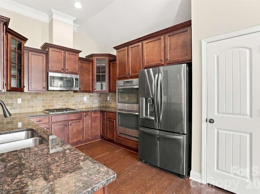 2001 Blackberry Lane, Lancaster, SC 29720.  MLS# CAR4436400, YatesRealty ID 57724. Kitchen