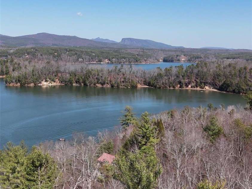 691 Harborside Drive, Nebo, NC 28761.  MLS# CAR4436520, YatesRealty ID 57725. 