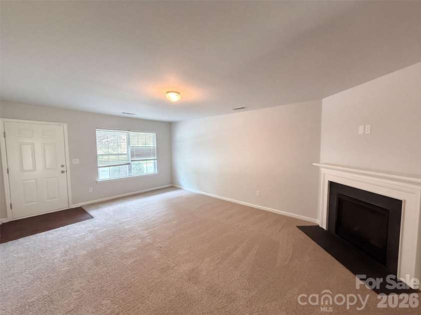 900 Etta Place, Gastonia, NC 28054.  MLS# CAR4436526, YatesRealty ID 57726. 