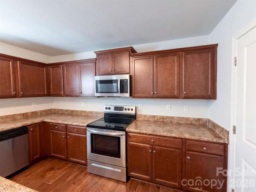 900 Etta Place, Gastonia, NC 28054.  MLS# CAR4436526, YatesRealty ID 57726. 