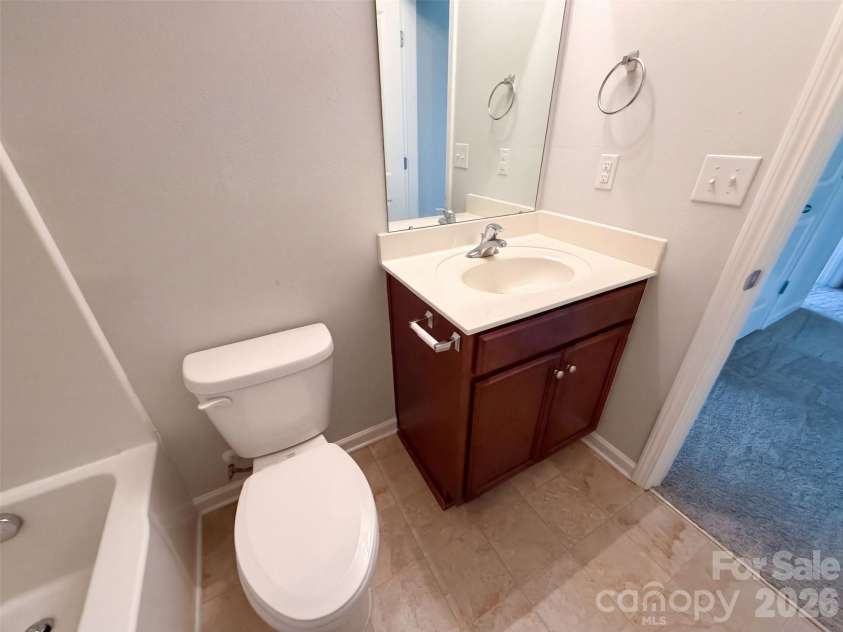 900 Etta Place, Gastonia, NC 28054.  MLS# CAR4436526, YatesRealty ID 57726. 
