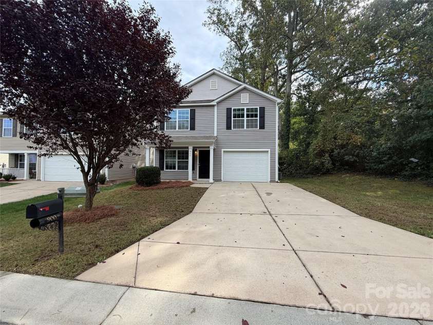 900 Etta Place, Gastonia, NC 28054.  MLS# CAR4436526, YatesRealty ID 57726. 