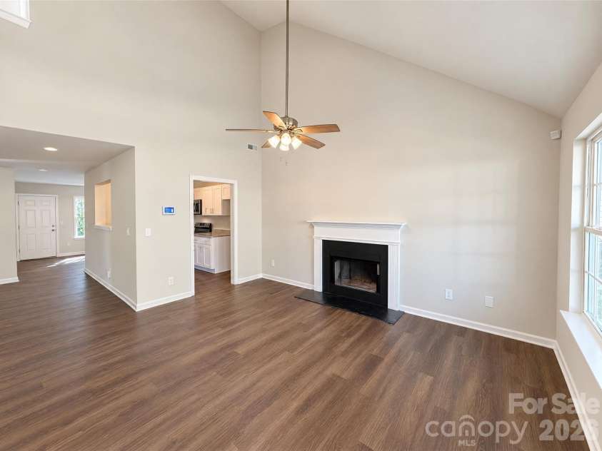 8603 Berrybrook Lane, Charlotte, NC 28269.  MLS# CAR4436528, YatesRealty ID 57727. 
