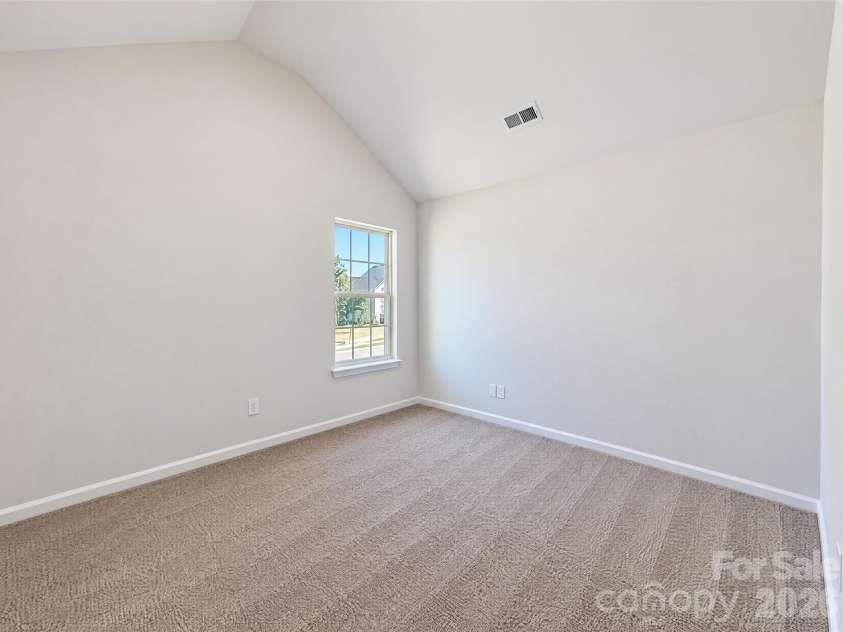 8603 Berrybrook Lane, Charlotte, NC 28269.  MLS# CAR4436528, YatesRealty ID 57727. 