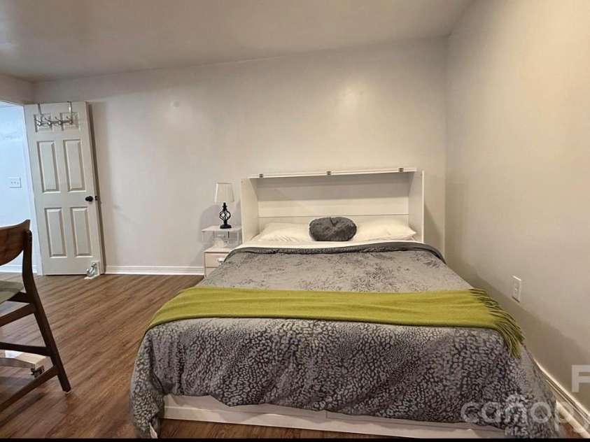 4310 Dinglewood Avenue, Charlotte, NC 28205.  MLS# CAR4436414, YatesRealty ID 57728. ADU