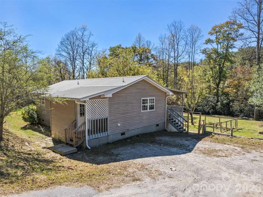 323 Joe Moody Road, Warne, NC 28909.  MLS# CAR4436156, YatesRealty ID 57729. 