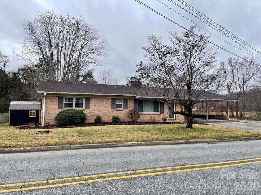 635 Powell Road, Lenoir, NC 28645.  MLS# CAR4330329, YatesRealty ID 5773. 