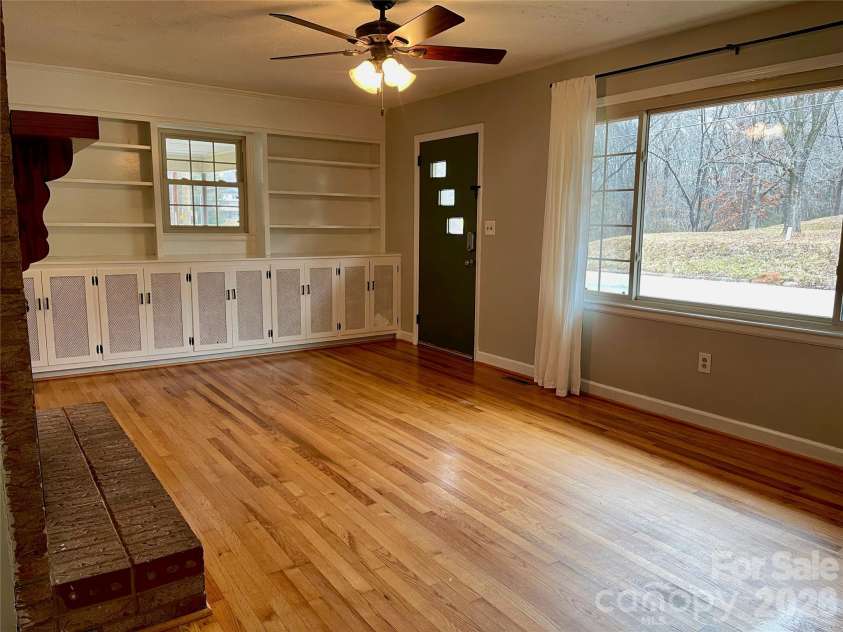 635 Powell Road, Lenoir, NC 28645.  MLS# CAR4330329, YatesRealty ID 5773. 