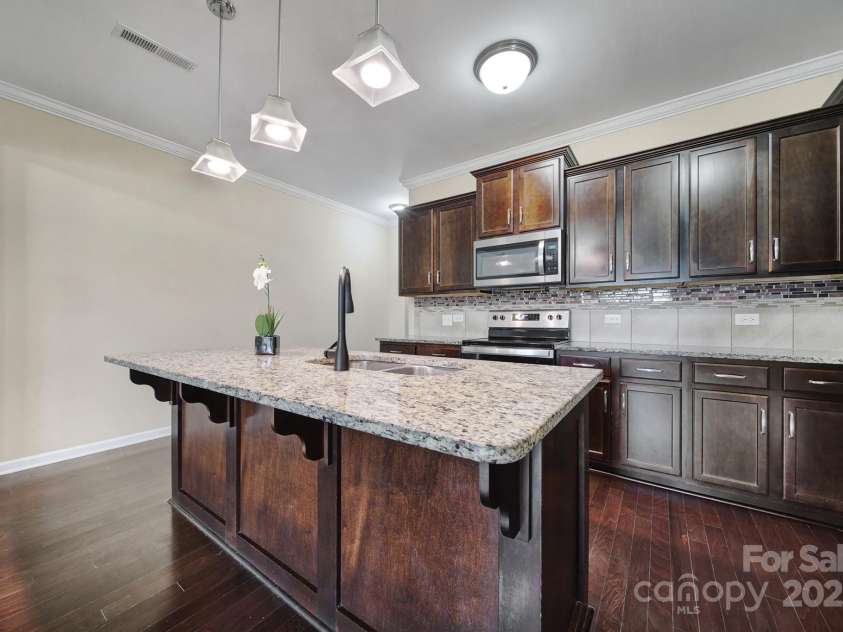 832 Summerlake Drive, Fort Mill, SC 29715.  MLS# CAR4298895, YatesRealty ID 5773. 