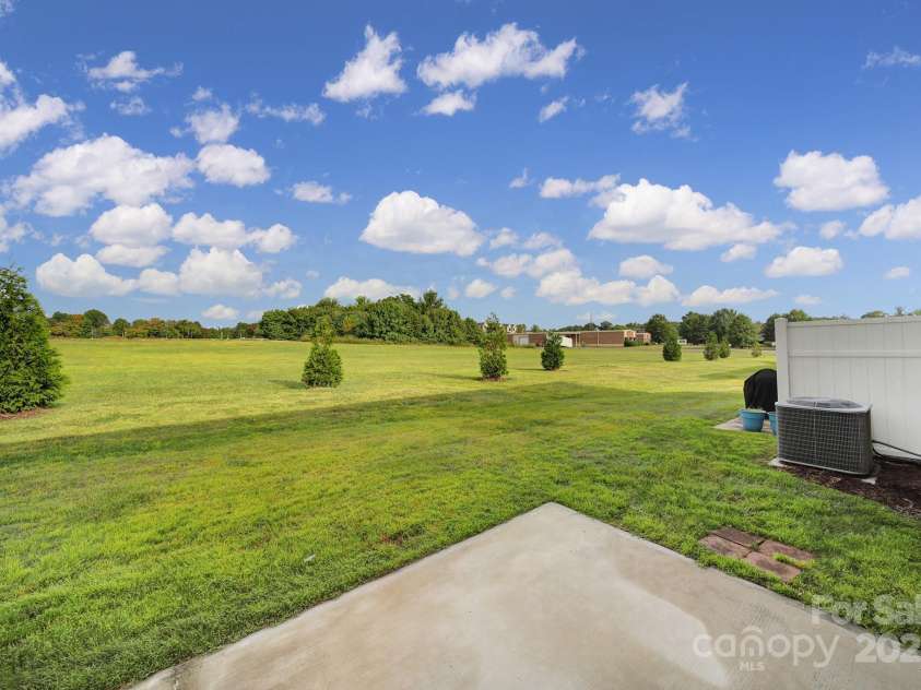 832 Summerlake Drive, Fort Mill, SC 29715.  MLS# CAR4298895, YatesRealty ID 5773. 