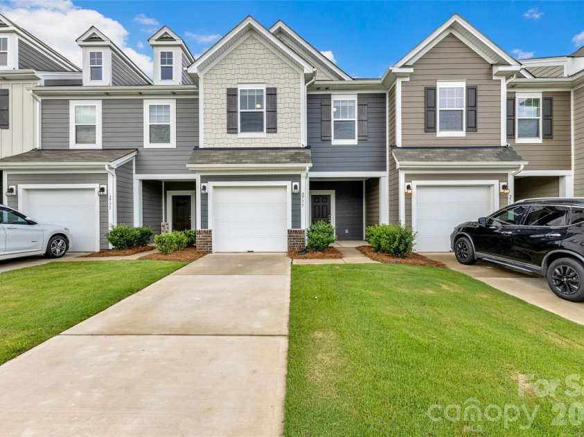 2777 Yeager Drive, Concord, NC 28027.  MLS# CAR4436085, YatesRealty ID 57731. 
