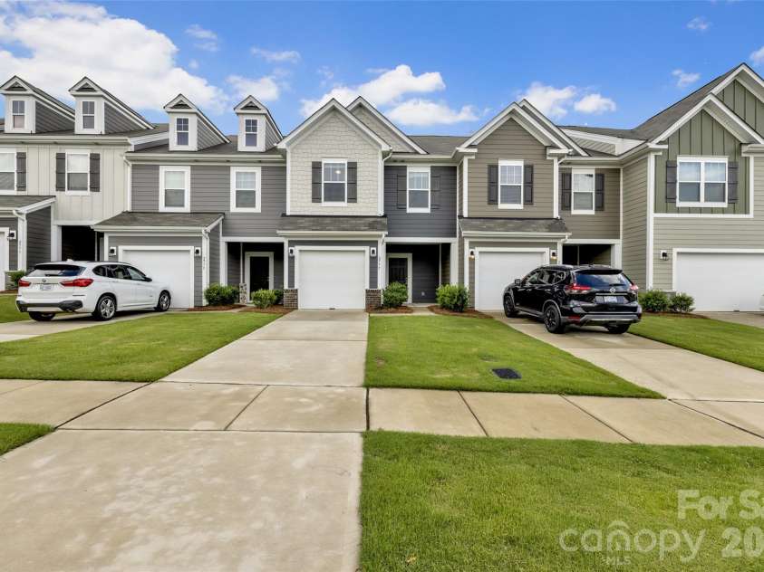 2777 Yeager Drive, Concord, NC 28027.  MLS# CAR4436085, YatesRealty ID 57731. 