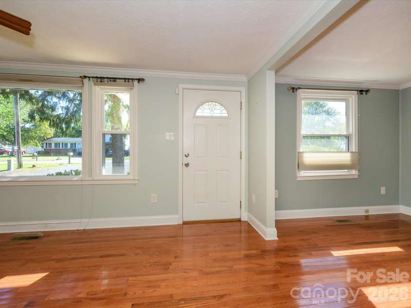 3714 Fieldcrest Circle, Concord, NC 28027.  MLS# CAR4436502, YatesRealty ID 57732. 