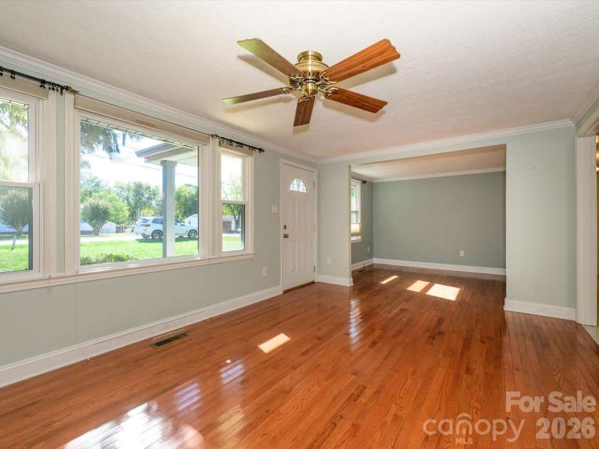 3714 Fieldcrest Circle, Concord, NC 28027.  MLS# CAR4436502, YatesRealty ID 57732. 