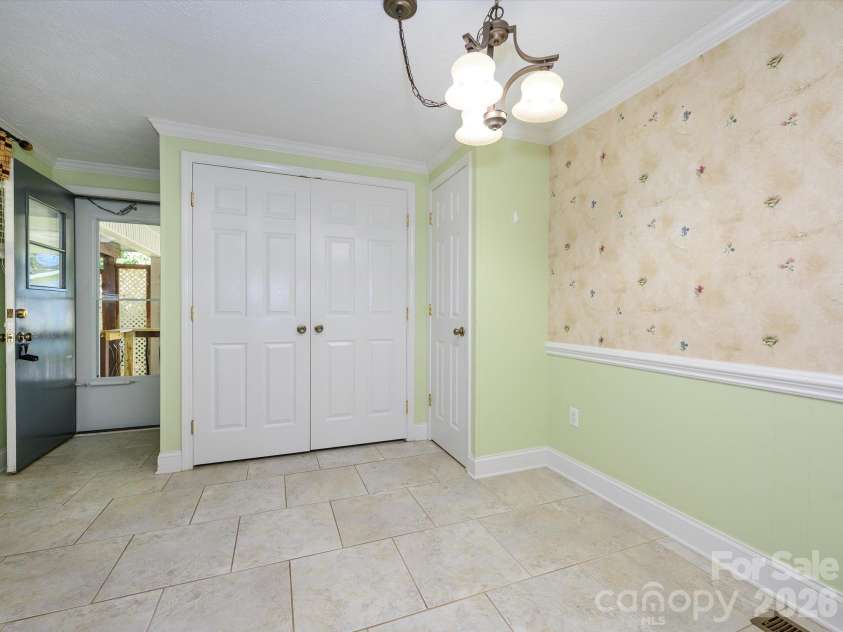 3714 Fieldcrest Circle, Concord, NC 28027.  MLS# CAR4436502, YatesRealty ID 57732. 