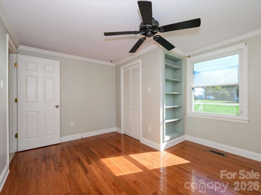 3714 Fieldcrest Circle, Concord, NC 28027.  MLS# CAR4436502, YatesRealty ID 57732. 