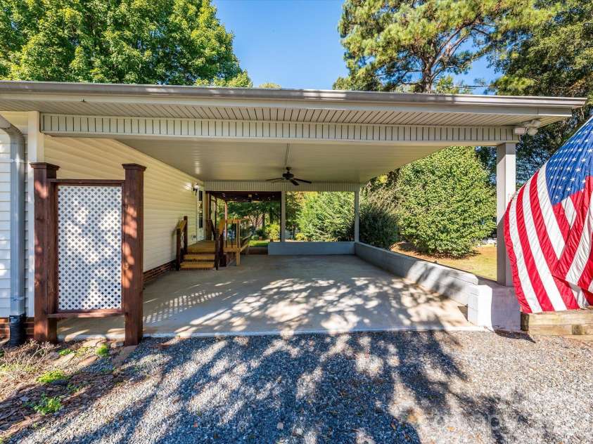 3714 Fieldcrest Circle, Concord, NC 28027.  MLS# CAR4436502, YatesRealty ID 57732. 