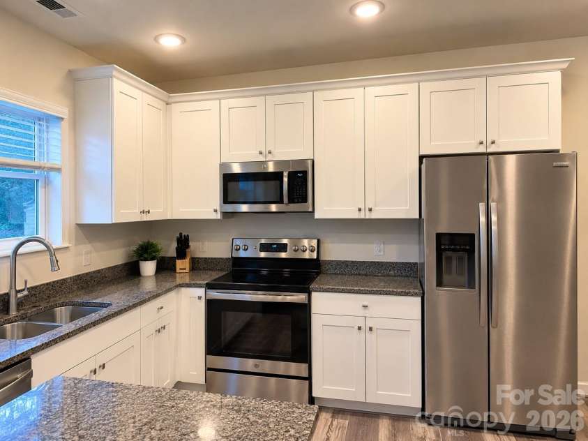 2925 Ridge Road, Salisbury, NC 28144.  MLS# CAR4436560, YatesRealty ID 57737. 