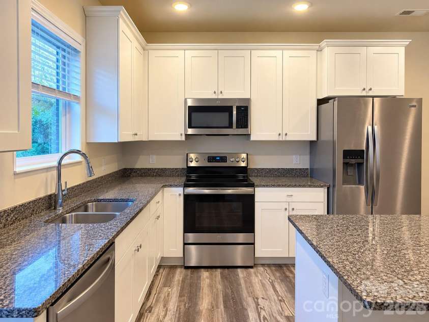 2925 Ridge Road, Salisbury, NC 28144.  MLS# CAR4436560, YatesRealty ID 57737. 