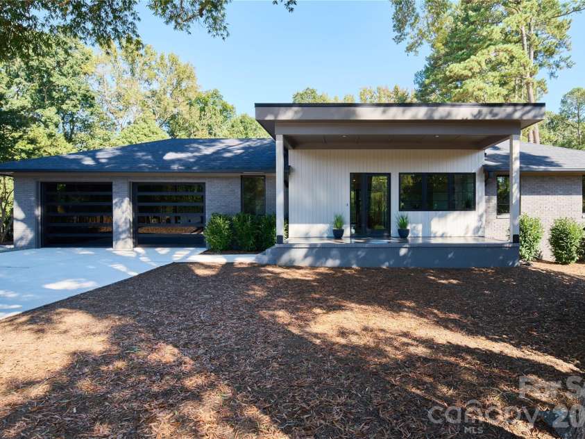 511 Boyce Road, Charlotte, NC 28211.  MLS# CAR4435860, YatesRealty ID 57738. 