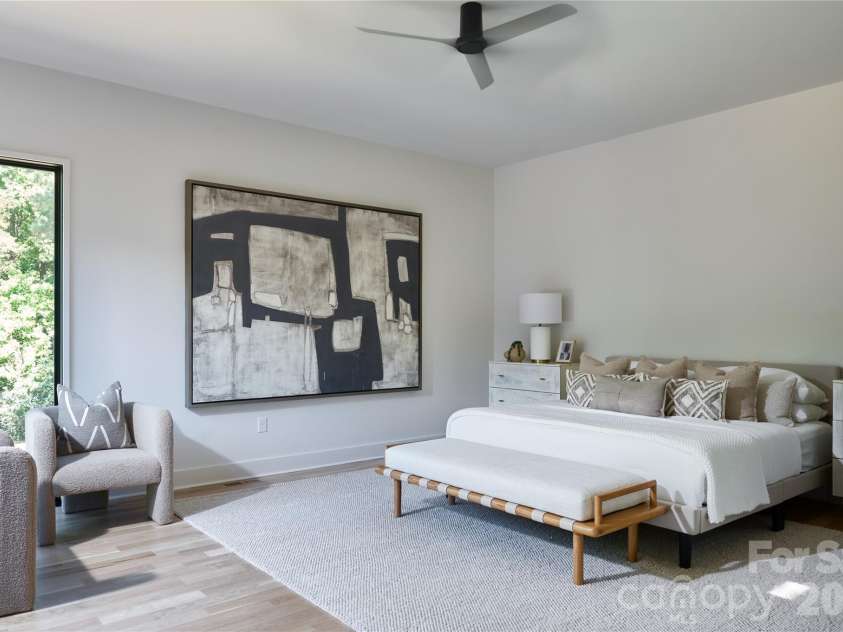 511 Boyce Road, Charlotte, NC 28211.  MLS# CAR4435860, YatesRealty ID 57738. 
