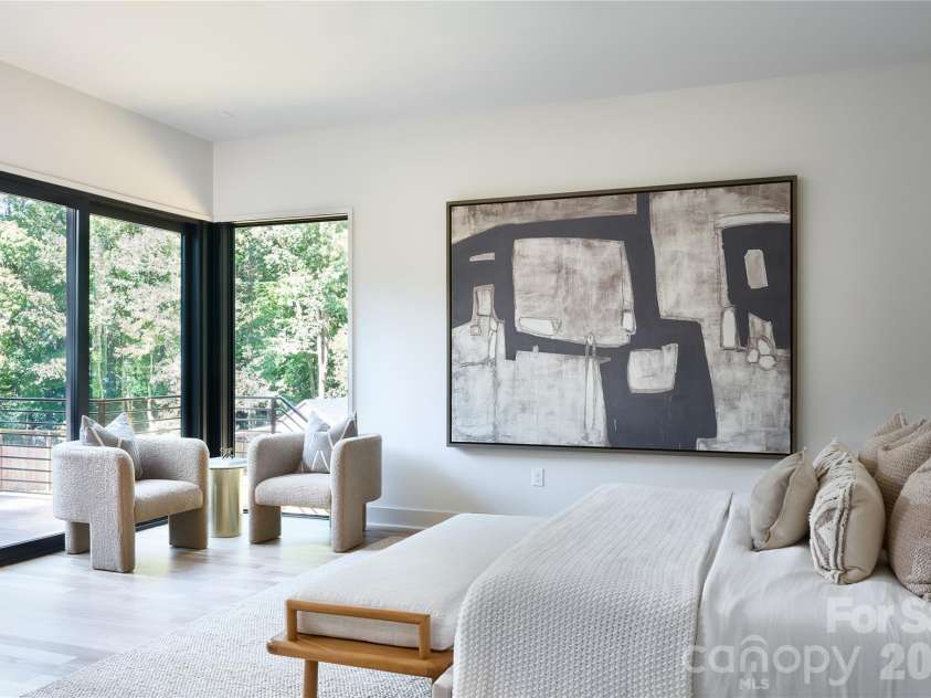 511 Boyce Road, Charlotte, NC 28211.  MLS# CAR4435860, YatesRealty ID 57738. 