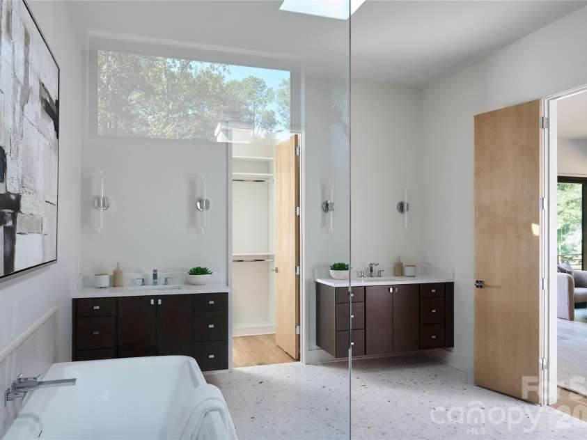 511 Boyce Road, Charlotte, NC 28211.  MLS# CAR4435860, YatesRealty ID 57738. 