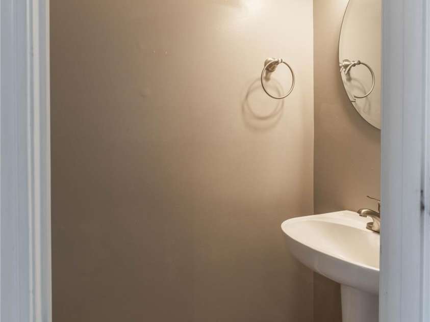 6427 Saint Bernard Way, Charlotte, NC 28269.  MLS# CAR4177501, YatesRealty ID 5774. 