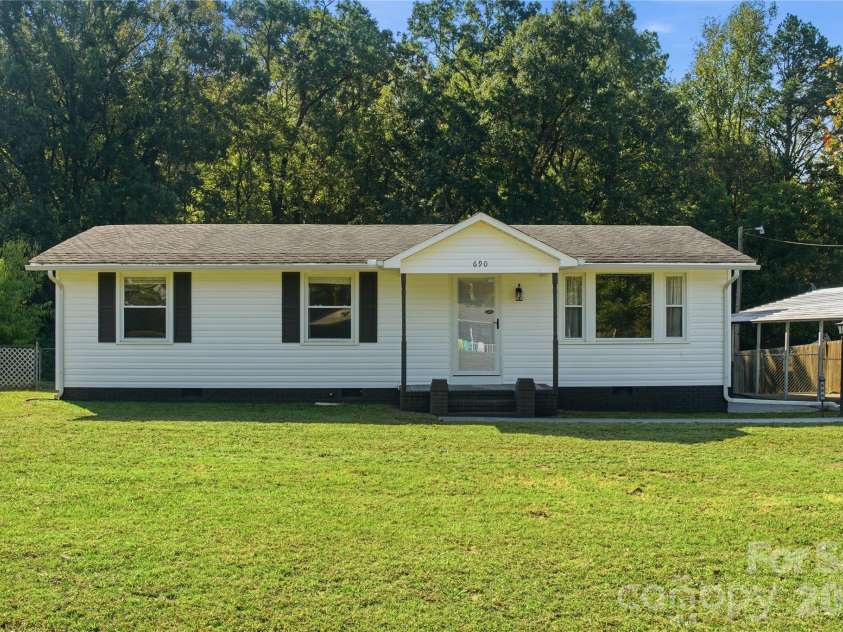 690 Rama Wood Drive, Concord, NC 28025.  MLS# CAR4436043, YatesRealty ID 57740. 