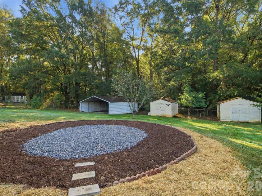 690 Rama Wood Drive, Concord, NC 28025.  MLS# CAR4436043, YatesRealty ID 57740. 