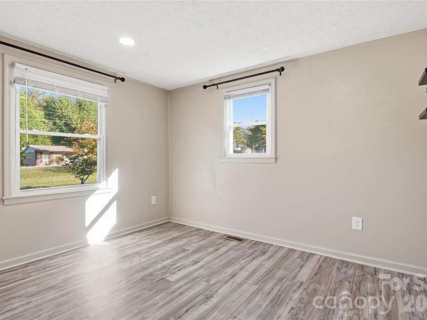 690 Rama Wood Drive, Concord, NC 28025.  MLS# CAR4436043, YatesRealty ID 57740. 