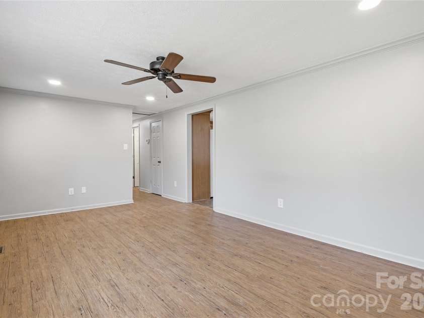 690 Rama Wood Drive, Concord, NC 28025.  MLS# CAR4436043, YatesRealty ID 57740. 