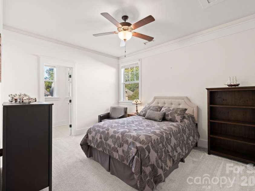 908 Millbrook Road, Charlotte, NC 28211.  MLS# CAR4435564, YatesRealty ID 57745. 