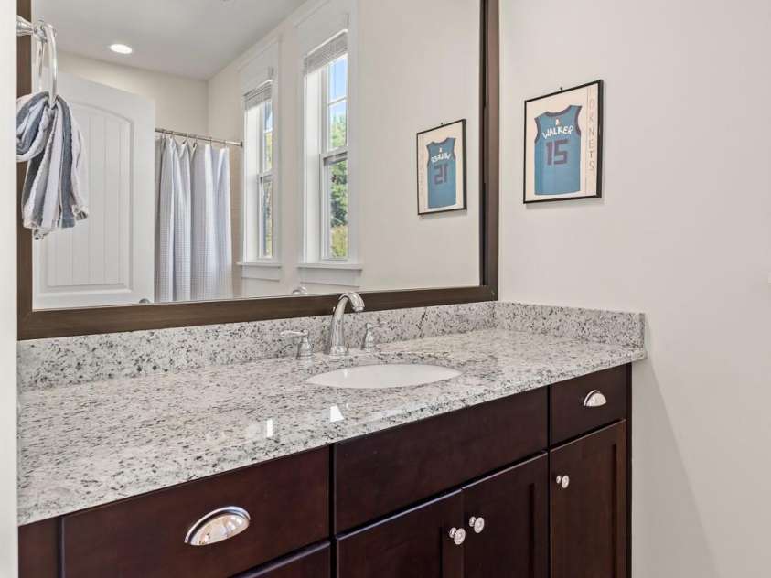 908 Millbrook Road, Charlotte, NC 28211.  MLS# CAR4435564, YatesRealty ID 57745. 