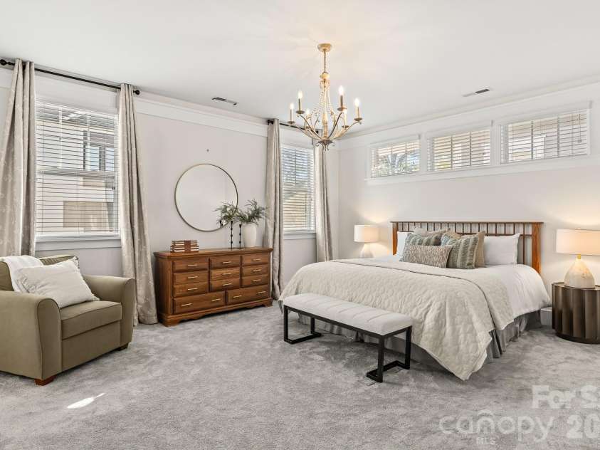 908 Millbrook Road, Charlotte, NC 28211.  MLS# CAR4435564, YatesRealty ID 57745. 
