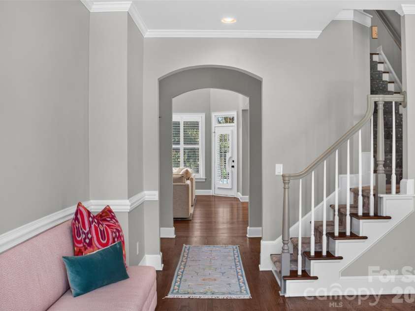 8634 Woodmere Crossing Drive, Charlotte, NC 28226.  MLS# CAR4435409, YatesRealty ID 57746. 
