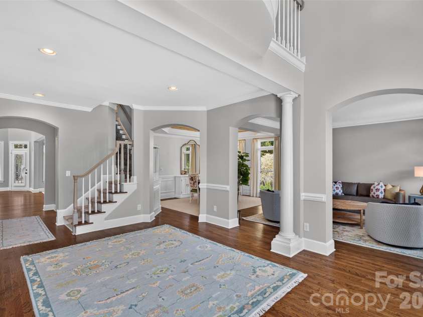 8634 Woodmere Crossing Drive, Charlotte, NC 28226.  MLS# CAR4435409, YatesRealty ID 57746. 