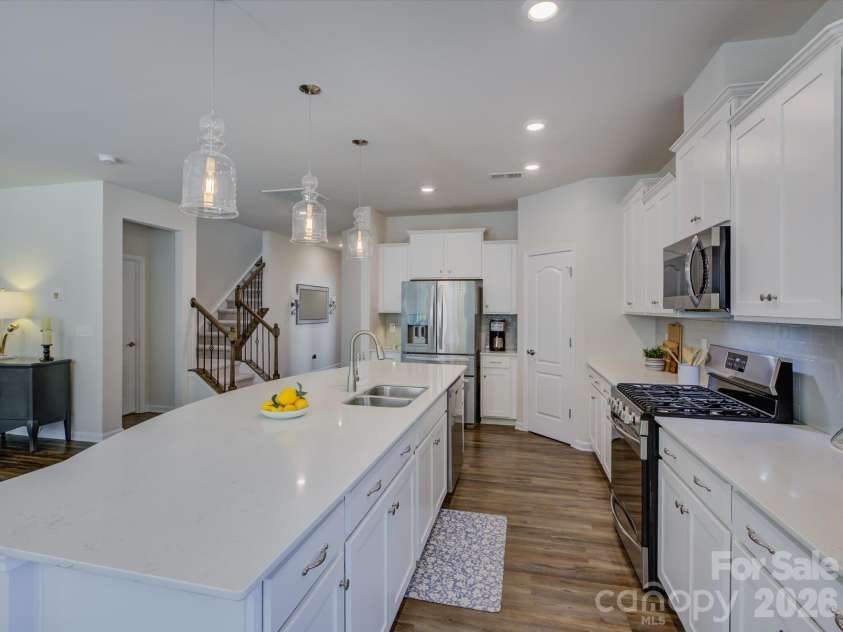 12537 Belmont Mansion Drive, Charlotte, NC 28273.  MLS# CAR4434864, YatesRealty ID 57750. 
