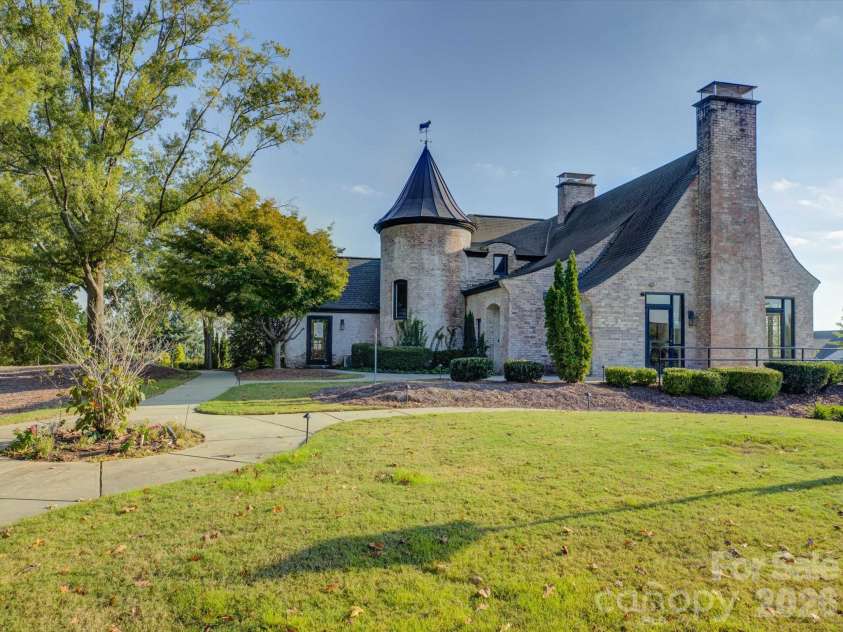 12537 Belmont Mansion Drive, Charlotte, NC 28273.  MLS# CAR4434864, YatesRealty ID 57750. 