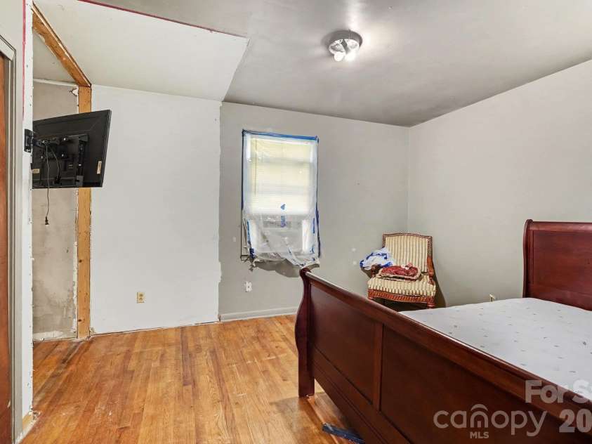 4807 John Craig Road, Waxhaw, NC 28173.  MLS# CAR4435172, YatesRealty ID 57751. 