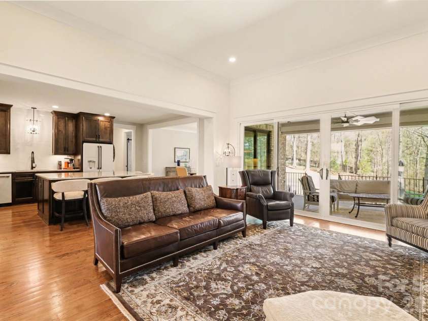 302 Forest Bay Court, Belmont, NC 28012.  MLS# CAR4358873, YatesRealty ID 5776. 