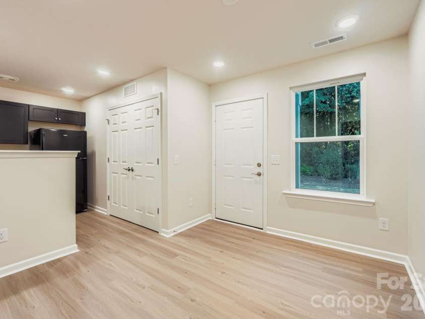 1773 J Julian Lane, Charlotte, NC 28208.  MLS# CAR4429302, YatesRealty ID 57762. 