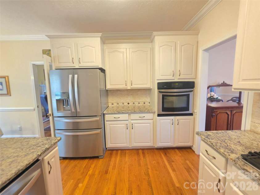 408 5th Avenue, Conover, NC 28613.  MLS# CAR4427047, YatesRealty ID 57764. 